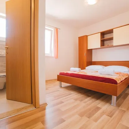 Apartment Chiara Dugi Rat Exterior photo